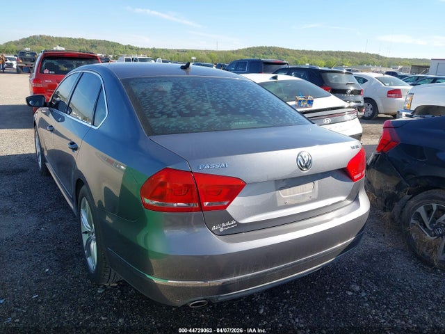 Продаж на аукціоні авто 2015 Volkswagen Passat 2.0l Tdi Sel Premium, vin: 1VWCV7A39FC028920, номер лоту: 44729063