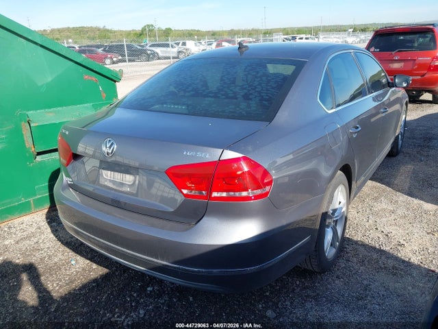 Продаж на аукціоні авто 2015 Volkswagen Passat 2.0l Tdi Sel Premium, vin: 1VWCV7A39FC028920, номер лоту: 44729063
