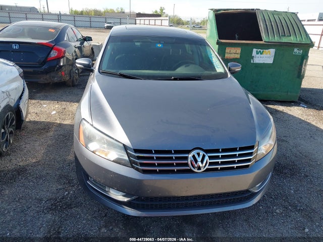 Продаж на аукціоні авто 2015 Volkswagen Passat 2.0l Tdi Sel Premium, vin: 1VWCV7A39FC028920, номер лоту: 44729063