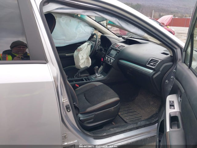 44729071 :رقم المزاد ، JF2GPABCXH8206450 vin ، 2017 Subaru Crosstrek 2.0i Premium مزاد بيع
