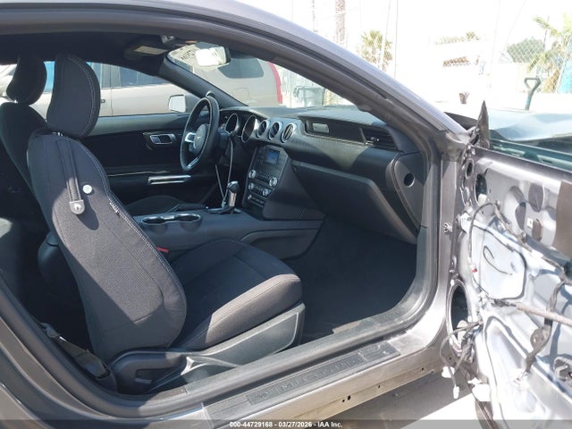 44729168 :رقم المزاد ، 1FA6P8TH7N5148152 vin ، 2022 Ford Mustang Ecoboost Fastback مزاد بيع