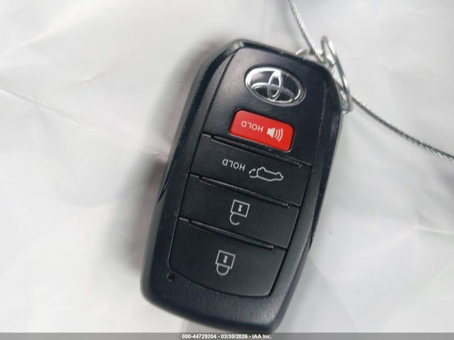 Toyota Corolla Cross Xle 2022 7MUDAABG5NV033925 Image 11