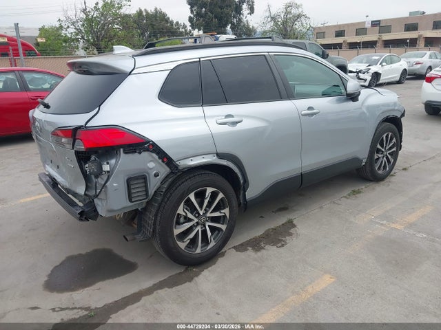 Toyota Corolla Cross Xle 2022 7MUDAABG5NV033925 Image 4
