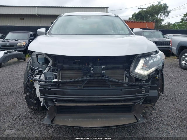 Nissan ROGUE S 2019 JN8AT2MT9KW502635 Image 13