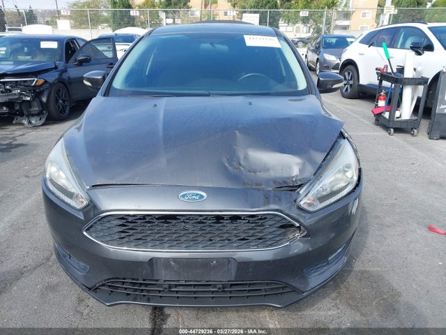 Ford FOCUS SE 2015 1FADP3F25FL380585 Image 12