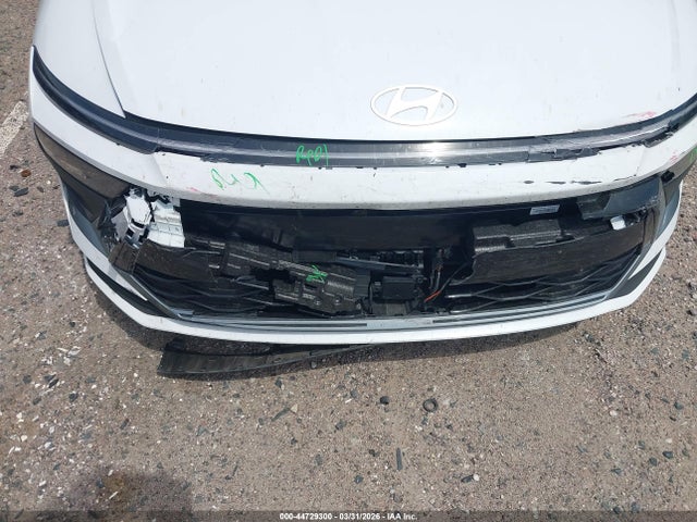 KMHL24JJXTA147975 Hyundai Sonata Hybrid Blue
