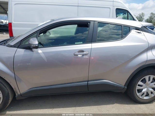 Toyota C-HR LE 2019 JTNKHMBX2K1058347 Image 14