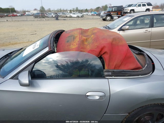 44729320 :رقم المزاد ، 4USBU33536LW68950 vin ، 2006 Bmw Z4 3.0i مزاد بيع