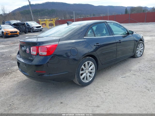 2015 CHEVROLET MALIBU 1G11D5SLXFF113403 Photo 3