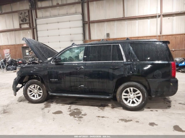 2017 Chevrolet Tahoe Lt მანქანა იყიდება აუქციონზე, vin: 1GNSKBKC4HR303027, აუქციონის ნომერი: 44729331
