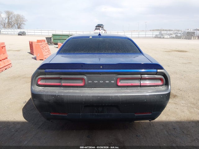 44729344 :رقم المزاد ، 2C3CDZAG0JH311642 vin ، 2018 Dodge Challenger Sxt Plus مزاد بيع
