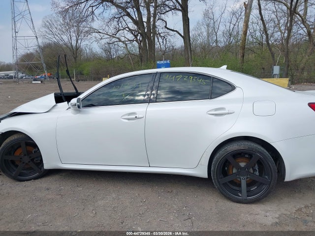 44729345 :رقم المزاد ، JTHBF5C26B2101731 vin ، 2011 Lexus Is 250 مزاد بيع