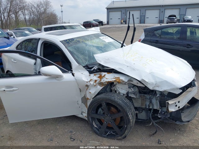 44729345 :رقم المزاد ، JTHBF5C26B2101731 vin ، 2011 Lexus Is 250 مزاد بيع