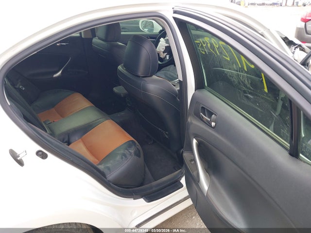 44729345 :رقم المزاد ، JTHBF5C26B2101731 vin ، 2011 Lexus Is 250 مزاد بيع