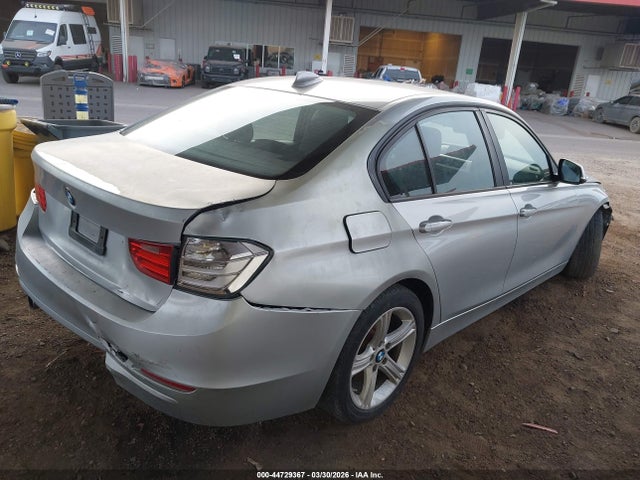 2015 Bmw 320i მანქანა იყიდება აუქციონზე, vin: WBA3B1C50FK141570, აუქციონის ნომერი: 44729367