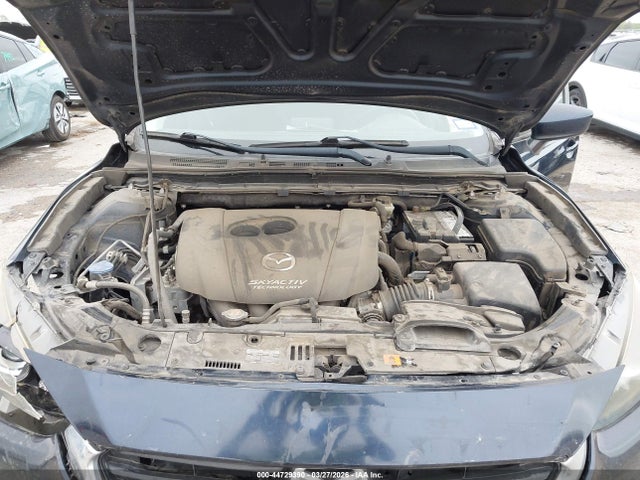 Продаж на аукціоні авто 2018 Mazda Mazda3 Sport, vin: 3MZBN1U73JM172607, номер лоту: 44729390