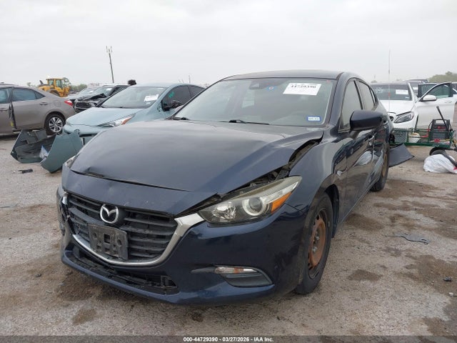Продаж на аукціоні авто 2018 Mazda Mazda3 Sport, vin: 3MZBN1U73JM172607, номер лоту: 44729390