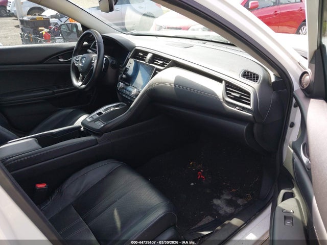 Honda Insight Touring 2019 19XZE4F92KE013929 Image 5