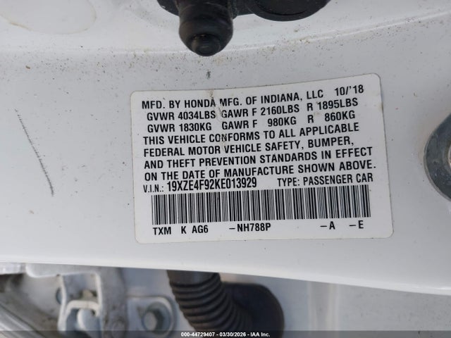 Honda Insight Touring 2019 19XZE4F92KE013929 Image 9