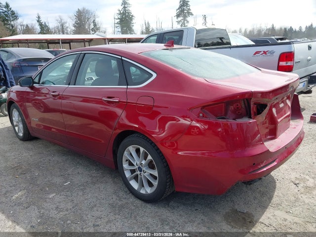 3FA6P0MUXKR235713 Ford Fusion Hybrid Sel