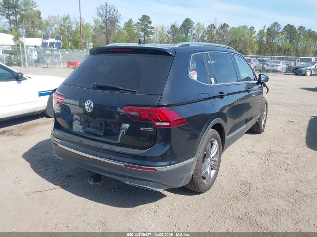 2020 Volkswagen Tiguan 2.0t Se/2.0t Se R-line Black/2.0t Sel მანქანა იყიდება აუქციონზე, vin: 3VV2B7AX2LM035374, აუქციონის ნომერი: 44729427