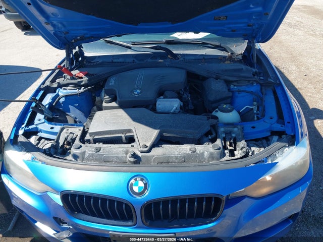 WBA3B3C55FF546327 BMW 328i Xdrive