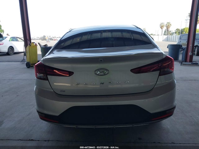 Hyundai ELANTRA SE 2020 5NPD74LF3LH520348 Image 17