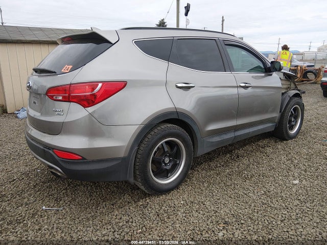 5XYZUDLB0EG227643 Hyundai Santa Fe Sport 2.4l