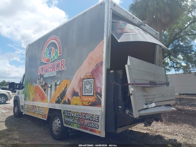 44729462 :رقم المزاد ، 3C7WRVMG3JE124439 vin ، 2018 Ram Promaster 3500 Cutaway Low Roof مزاد بيع
