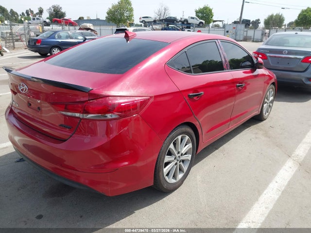 5NPD84LF8HH033523 Hyundai ELANTRA SE