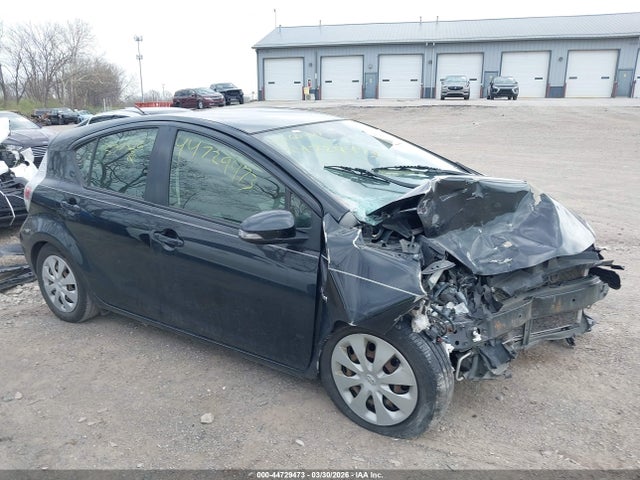 2013 TOYOTA PRIUS C JTDKDTB39D1537326