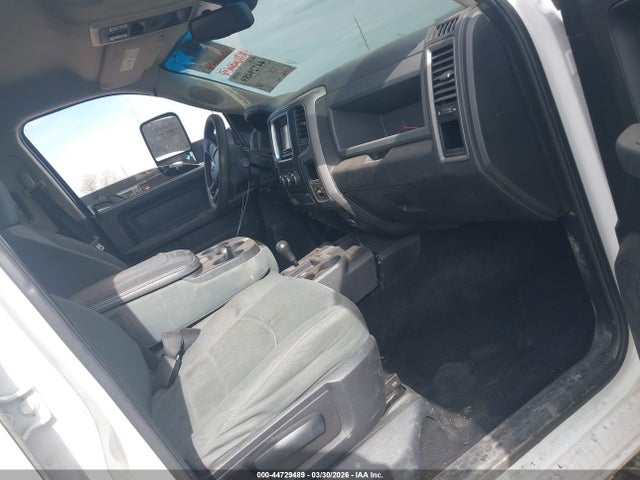 2014 Ram 2500 Tradesman მანქანა იყიდება აუქციონზე, vin: 3C6UR5CL5EG133759, აუქციონის ნომერი: 44729489