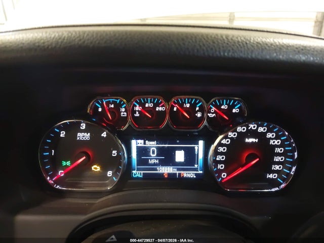 2017 Chevrolet Suburban Lt მანქანა იყიდება აუქციონზე, vin: 1GNSKHKC8HR254255, აუქციონის ნომერი: 44729527