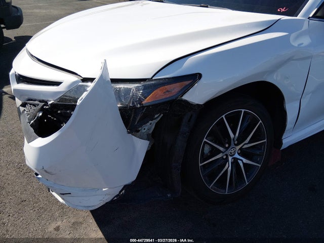 4T1T11AK0RU863639 Toyota CAMRY SE