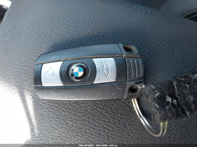 2015 BMW X1 WBAVM1C54FVZ93860 Photo 10