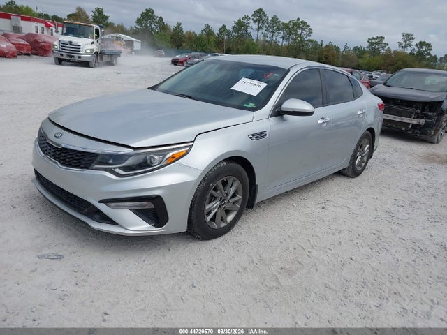 5XXGT4L32KG317038 KIA Optima Lx