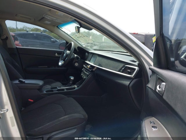 5XXGT4L32KG317038 KIA Optima Lx