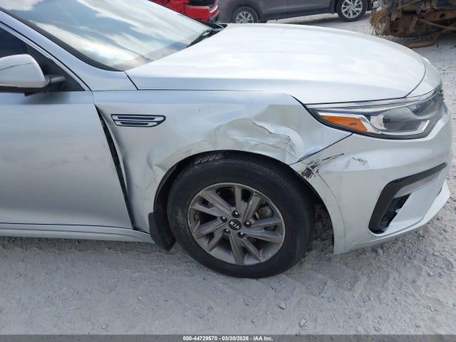 5XXGT4L32KG317038 KIA Optima Lx