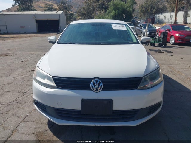 2012 Volkswagen Jetta 2.5l Se მანქანა იყიდება აუქციონზე, vin: 3VWDP7AJ2CM350077, აუქციონის ნომერი: 44729598