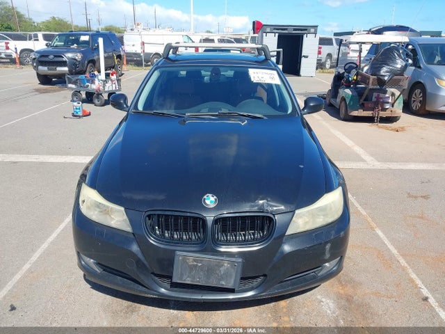 44729600 :رقم المزاد ، WBAPK5G5XBNN25397 vin ، 2011 Bmw 328i Xdrive مزاد بيع