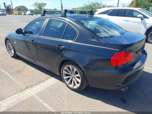 44729600 :رقم المزاد ، WBAPK5G5XBNN25397 vin ، 2011 Bmw 328i Xdrive مزاد بيع