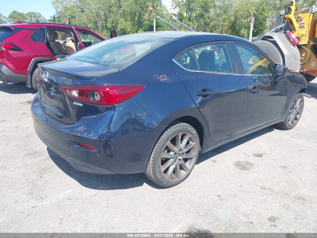 2018 MAZDA MAZDA3 3MZBN1V37JM191057 Photo 3