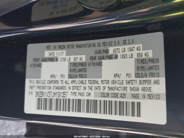 2018 MAZDA MAZDA3 3MZBN1V37JM191057 Photo 8