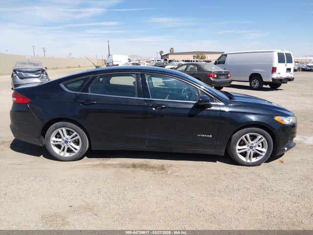 3FA6P0UU7JR278999 Ford Fusion Hybrid S