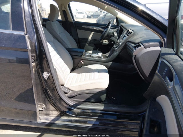 3FA6P0UU7JR278999 Ford Fusion Hybrid S