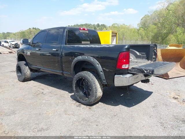44729634 :رقم المزاد ، 3C6UR5DL1DG550695 vin ، 2013 Ram 2500 Slt مزاد بيع