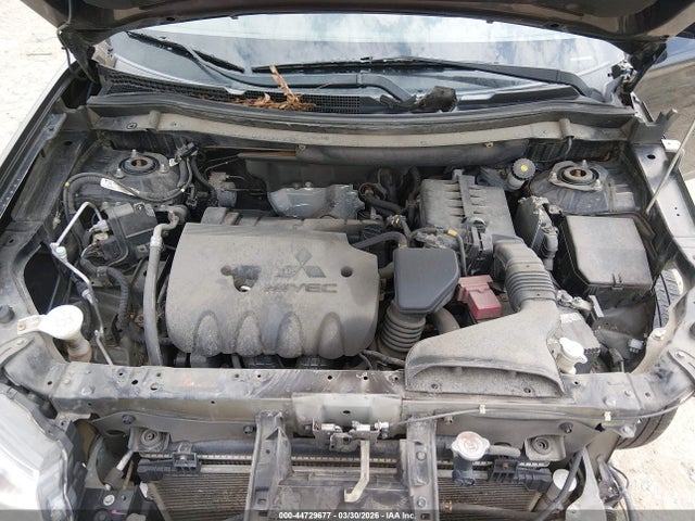 Продажа на аукционе авто 2015 Mitsubishi Outlander Se, vin: JA4AZ3A38FZ010858, номер лота: 44729677