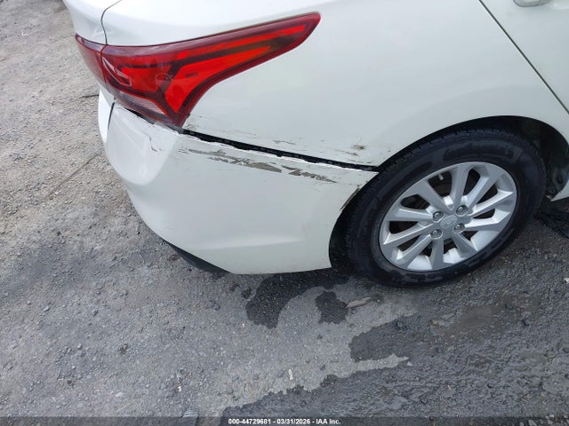 2019 Hyundai Accent Sel მანქანა იყიდება აუქციონზე, vin: 3KPC24A35KE040852, აუქციონის ნომერი: 44729681