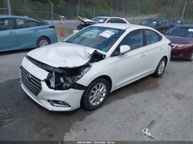 2019 Hyundai Accent Sel მანქანა იყიდება აუქციონზე, vin: 3KPC24A35KE040852, აუქციონის ნომერი: 44729681