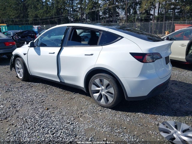 2022 Tesla Model Y Long Range Dual Motor All-wheel Drive მანქანა იყიდება აუქციონზე, vin: 7SAYGAEE8NF518362, აუქციონის ნომერი: 44729693
